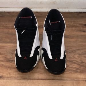 Black Toe Jordan 14’s